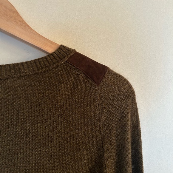 Army Sweater (Club Monaco) - Picture 7 of 8